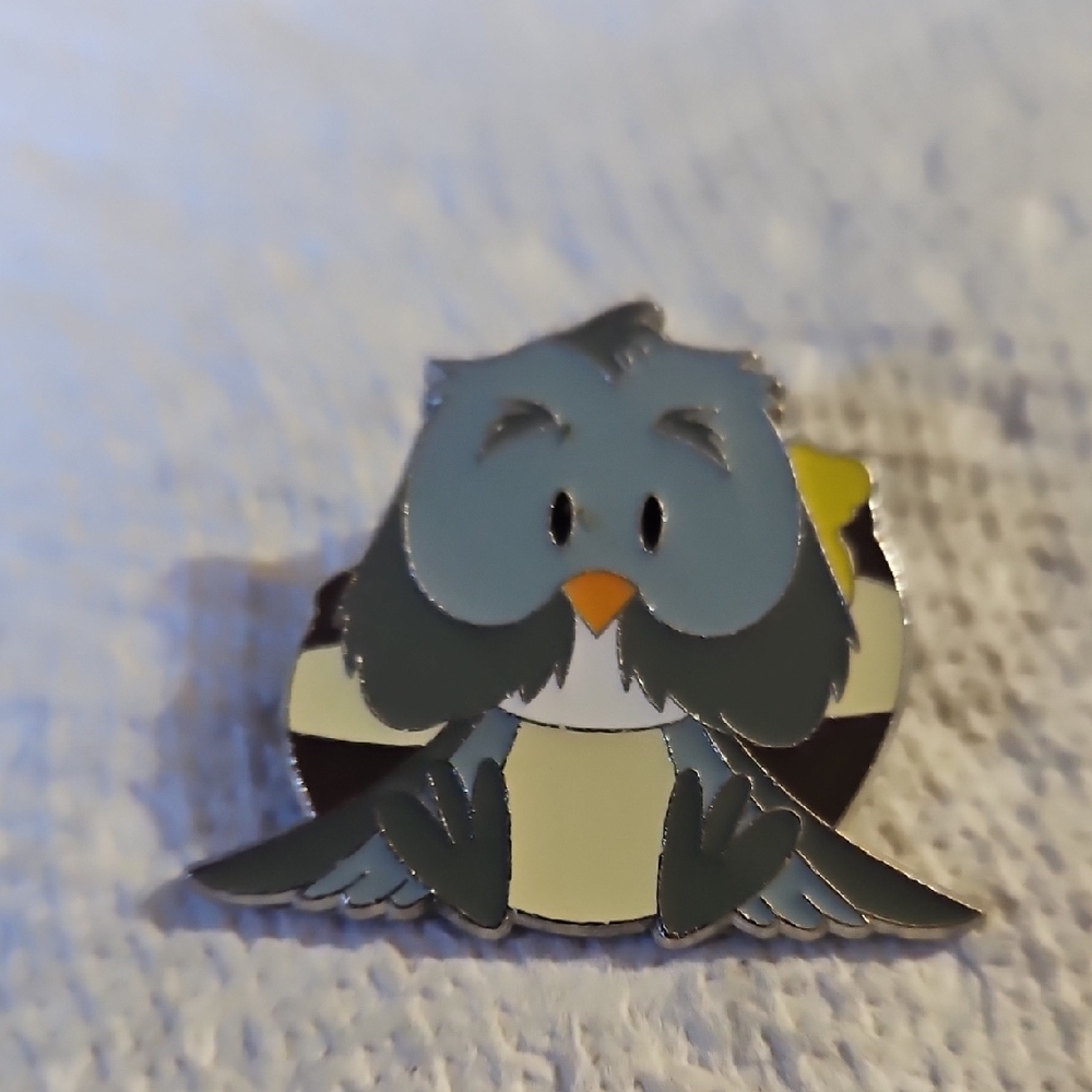 Disney Pin Owl from Winnie The Pooh